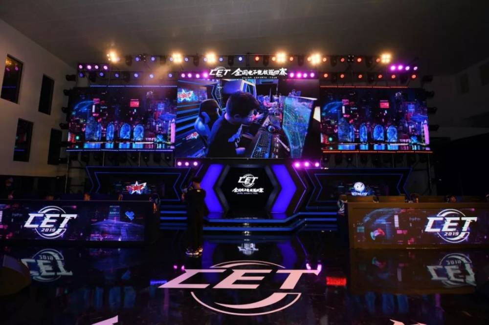 间就出手 间就出手